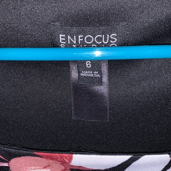 Enfocus Studios Floral Dress - Picture 4 of 4